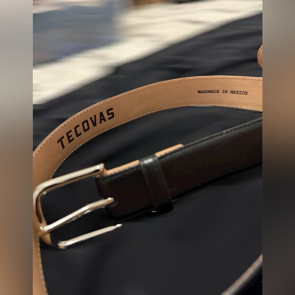 New Tecovas Black and Tan Leather Men's Belt - Picture 5 of 9